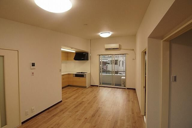 アゼリアガーデン