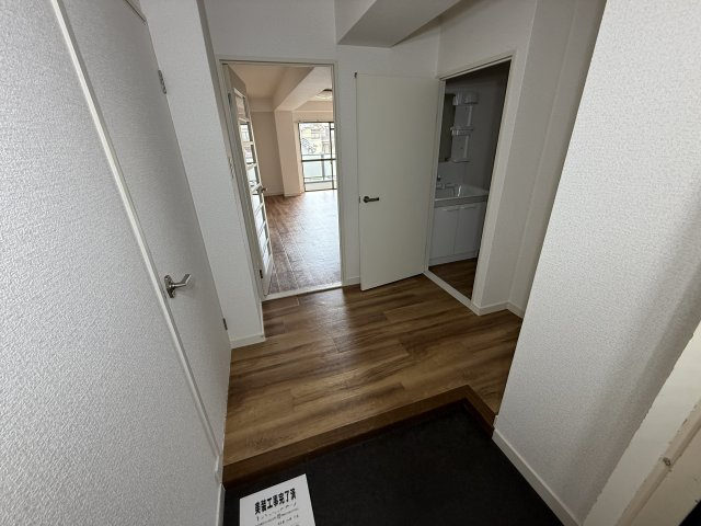 岸和田市神須屋町の賃貸マンションの玄関