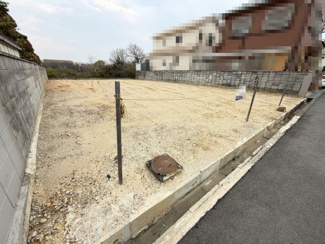 【外観】 | 鶴山台２丁目　売土地 | 間口は約13.9mと視界に開放感♪