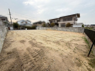 【外観】 | 鶴山台２丁目　売土地 | 建築条件無ですので、個性溢れる住まいを実現させてくださいね♪