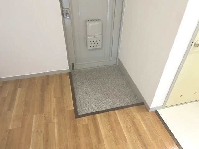 六甲スカイハイツの玄関