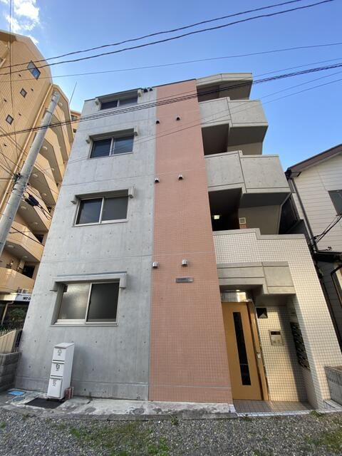 ＵＹＯ高田馬場ザレジデンスの外観