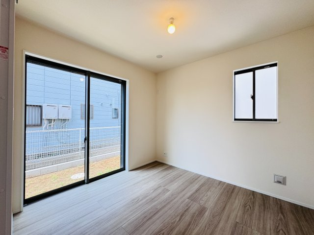 市川市大野町３丁目新築戸建の洋室|1F5.25帖洋室