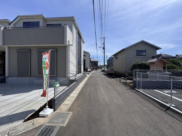 市川市大野町３丁目新築戸建の前面道路含む現地写真|南東側前面道路