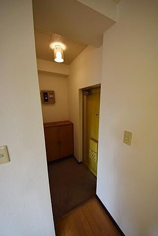 サクラハイツの玄関