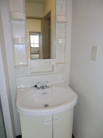 サクラハイツの独立洗面台
