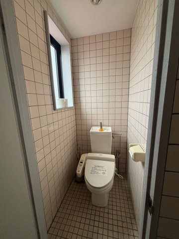 常滑市本郷町4丁目テナントのトイレ