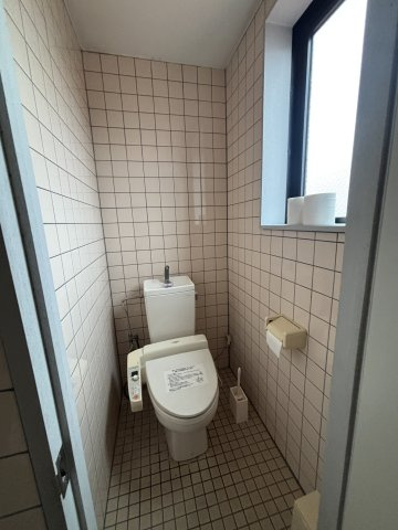 常滑市本郷町4丁目テナントのトイレ
