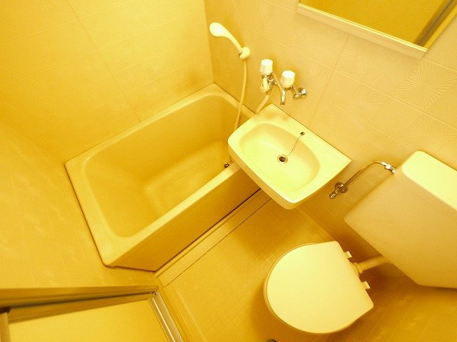 米田マンションの浴室|きれいなお風呂です