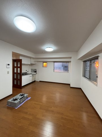 ダイアパレス町屋の居間・リビング