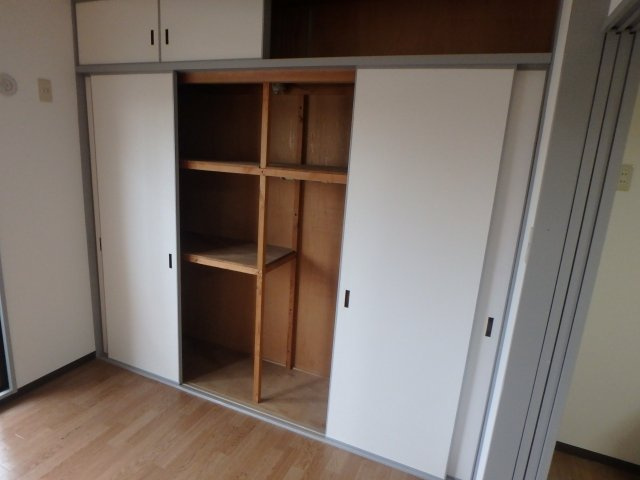 グリーンプラザ御厨の収納|※別部屋の参考写真です