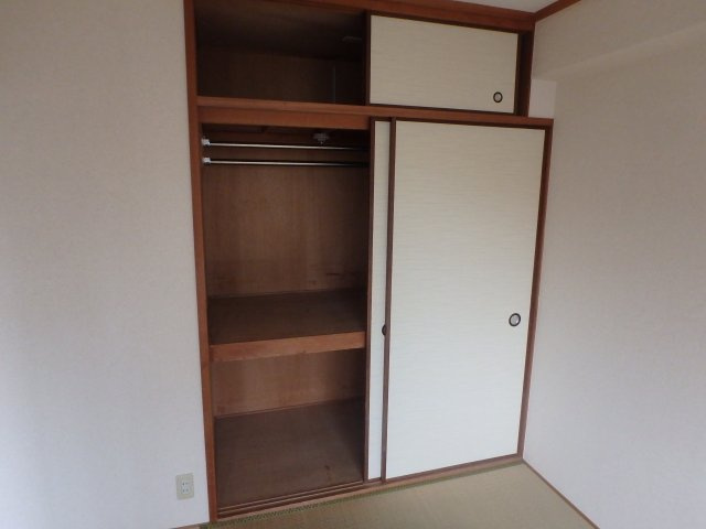 グリーンプラザ御厨の収納