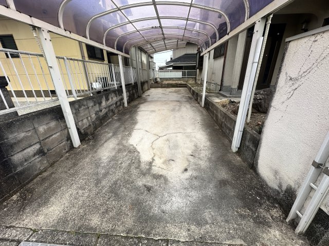 五條市戸建ての駐車場