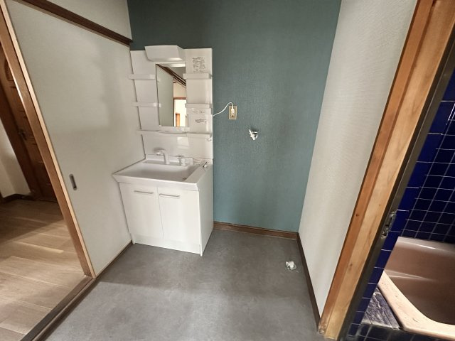 五條市戸建ての玄関