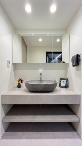 経堂グランドヒルズの独立洗面台|独立洗面台で身支度をすべて済ませてしまいましょう