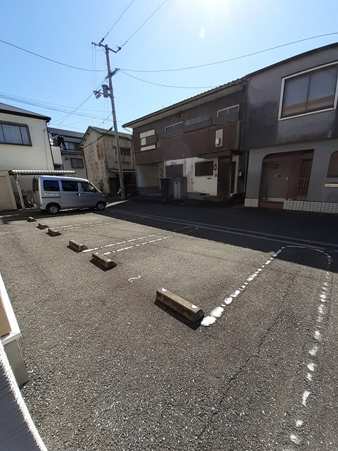 ブライト　ジュネスの駐車場|駐車場
