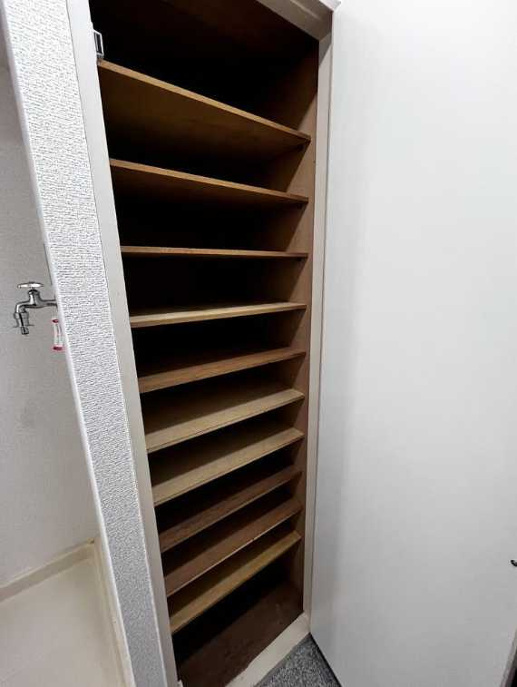 桜新町ハイツ　冷蔵庫　室内洗濯機置場　フリーレントの収納