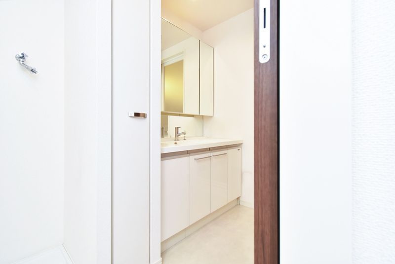 MJR久留米ステーションレジデンスの洗面所|広い洗面スペースです★