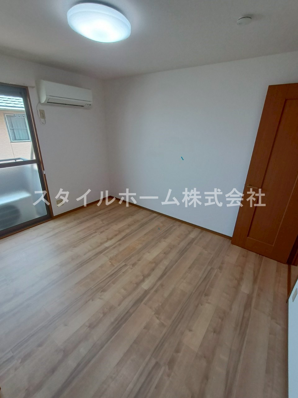 ｉホームＴＯＷＮ四番館の洋室