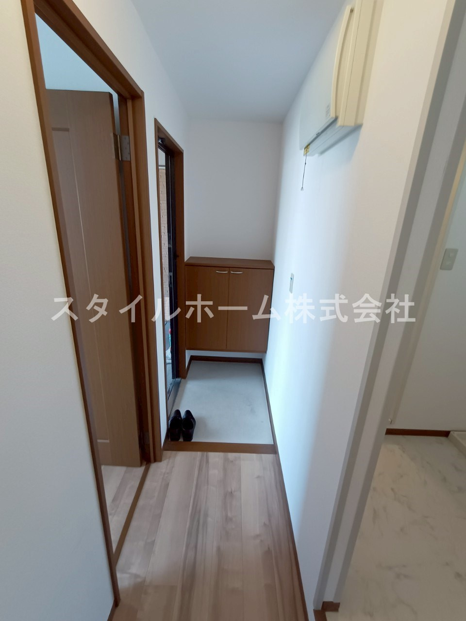 ｉホームＴＯＷＮ四番館の玄関