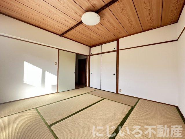 第3眉山マンションの和室