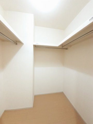 エグレットの収納|たっぷりとした収納スペースです