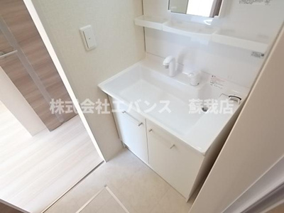 【独立洗面台】 | リオハイト | シャワー付き独立洗面化粧台が付いています