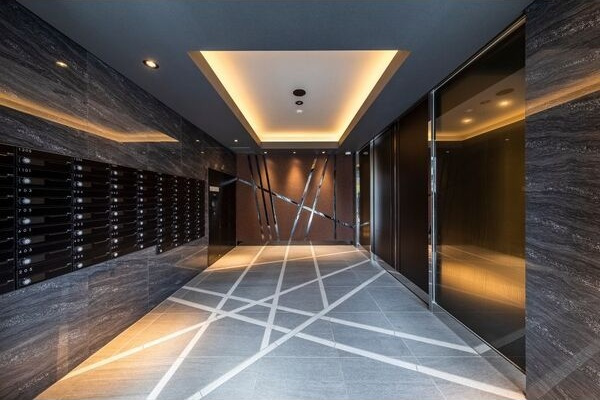 S-RESIDENCE浄心Eastのエントランス