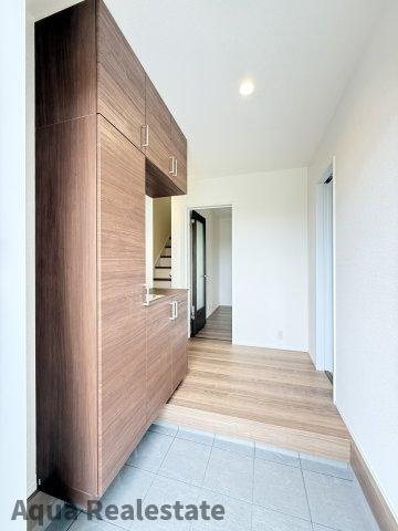 リーブルガーデン丸亀市三条町第二の玄関|きれいな玄関です※同タイプ室内写真