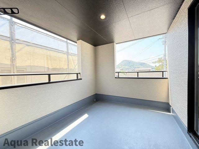 高松市仏生山町甲の新築一戸建のバルコニー|バルコニー付きです