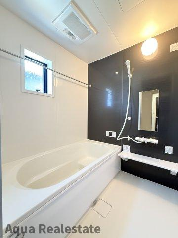 高松市仏生山町甲の新築一戸建の浴室|コンパクトで使いやすいお風呂です