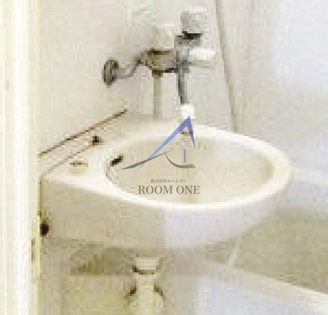 Cella di nishikoyamaの洗面所|洗面台です。