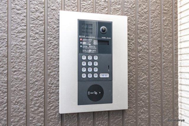 サンセール若里のエントランス