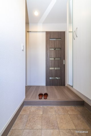 レジンエベールの玄関