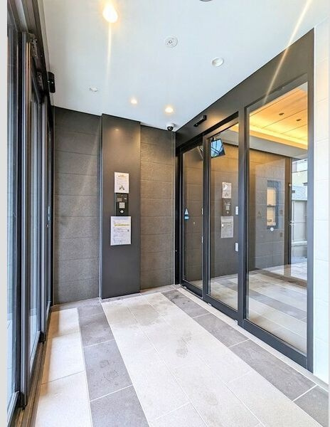 エスリード名古屋STATION WESTのエントランス