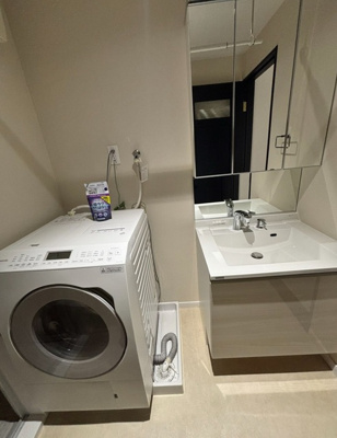【洗面所】 | 堂島レジデンス | ※写真は同タイプ住戸です。