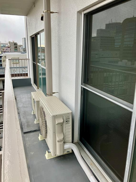 恒陽マンションのバルコニー