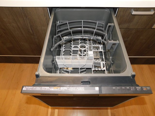 名古屋市南区神松町２丁目の新築一戸建のキッチン|◇食洗機◇　　家事の負担を軽減する便利な食洗機付き！