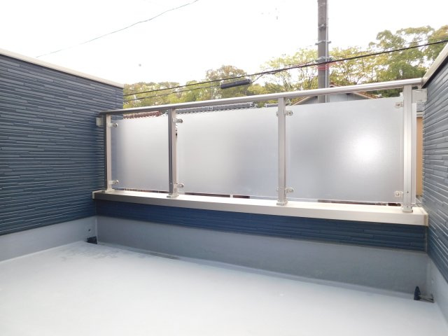 名古屋市南区神松町２丁目の新築一戸建のバルコニー|◇バルコニー◇　　南面で陽当り良好なワイドバルコニー♪　