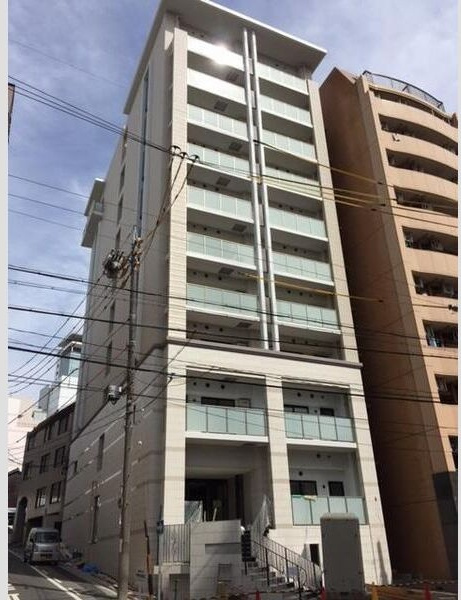 クリスタル丸の内の外観
