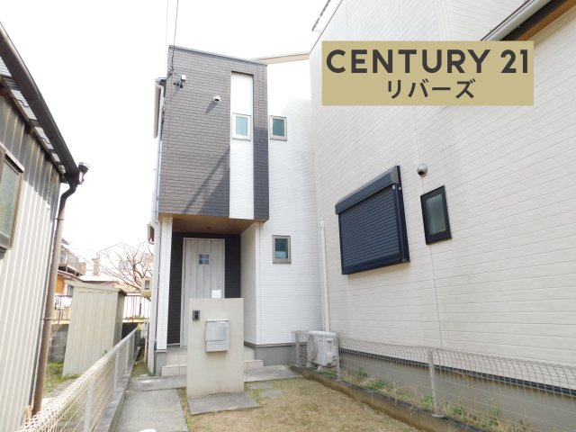 名古屋市南区中江２丁目の中古一戸建の外観|☆令和元年築美邸☆　　いつでもご案内出来ます♪（お問合せ当日、平日、水曜、夜間の見学でもＯＫ）　地下鉄桜通線「鶴里」徒歩７分！　駐車３台ＯＫ！　プライバシー性の高い２階リビング♪　収納豊富！