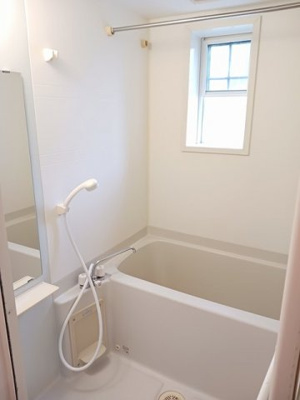 【浴室】 | グラシオッソ・アルドール | 日々の疲れを癒すお風呂付です