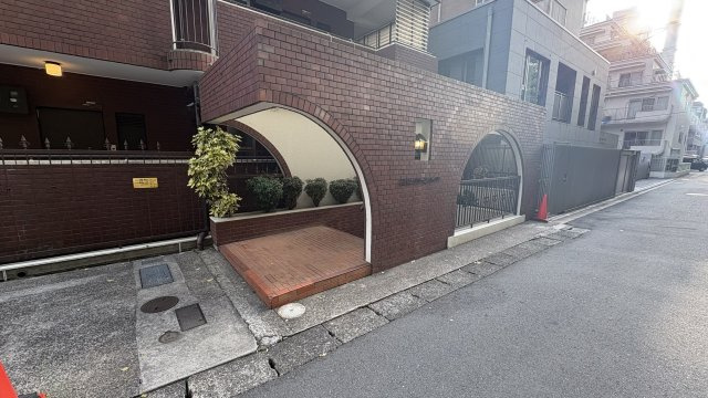 ★仲介手数料半額★高輪グリーンハイツ（品川駅まで徒歩7分の好立地）