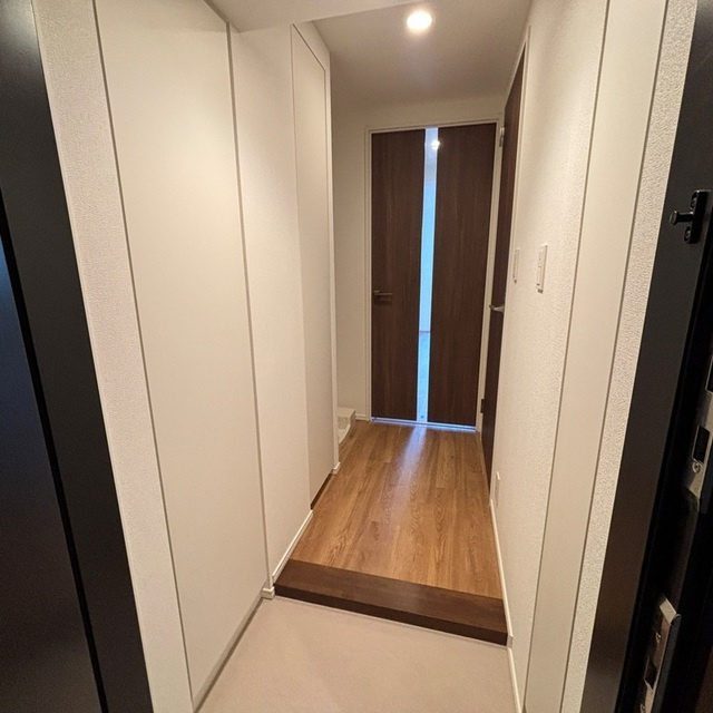 パークアクシス品川天王洲アイルの玄関|※写真は同タイプ住戸です。