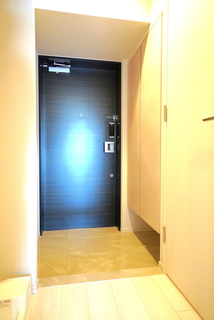 ルフォンプログレ西大井プレミアの玄関|※写真は同タイプ住戸です。