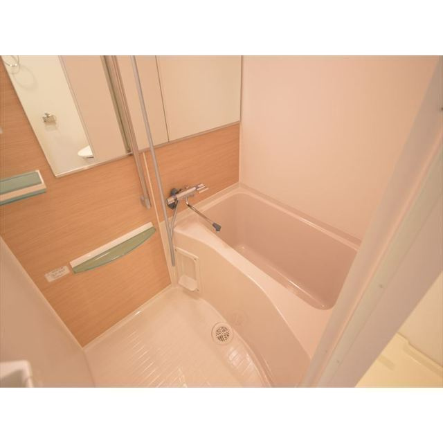 アドバンス心斎橋ラシュレ