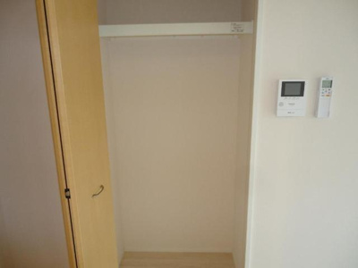 【収納】 | エバーハイツ・ナオⅡ | クローゼット