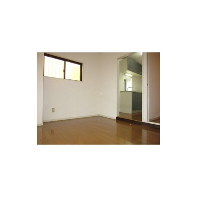 【居間・リビング】 | ルシーダ和泉 | 写真は別部屋