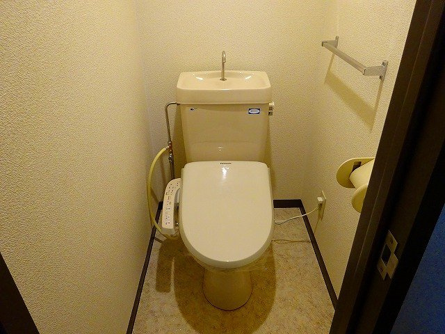 リアルドリームⅠのトイレ|ゆったりとした空間のトイレです