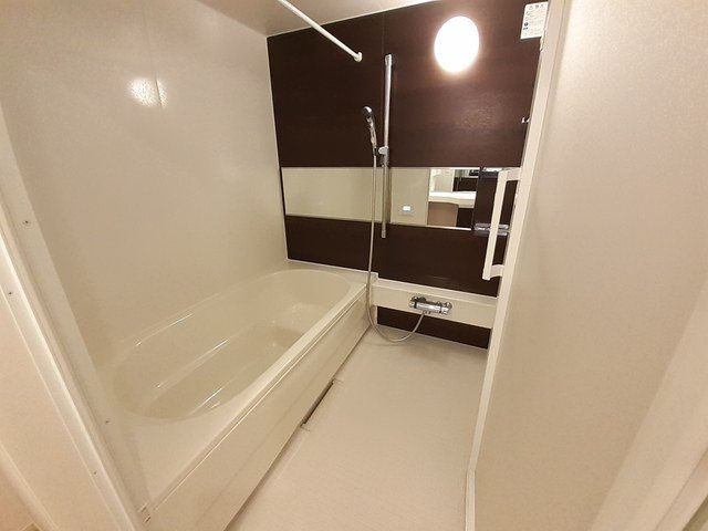 カルマーレⅠの浴室|ゆったり過ごせるお風呂です